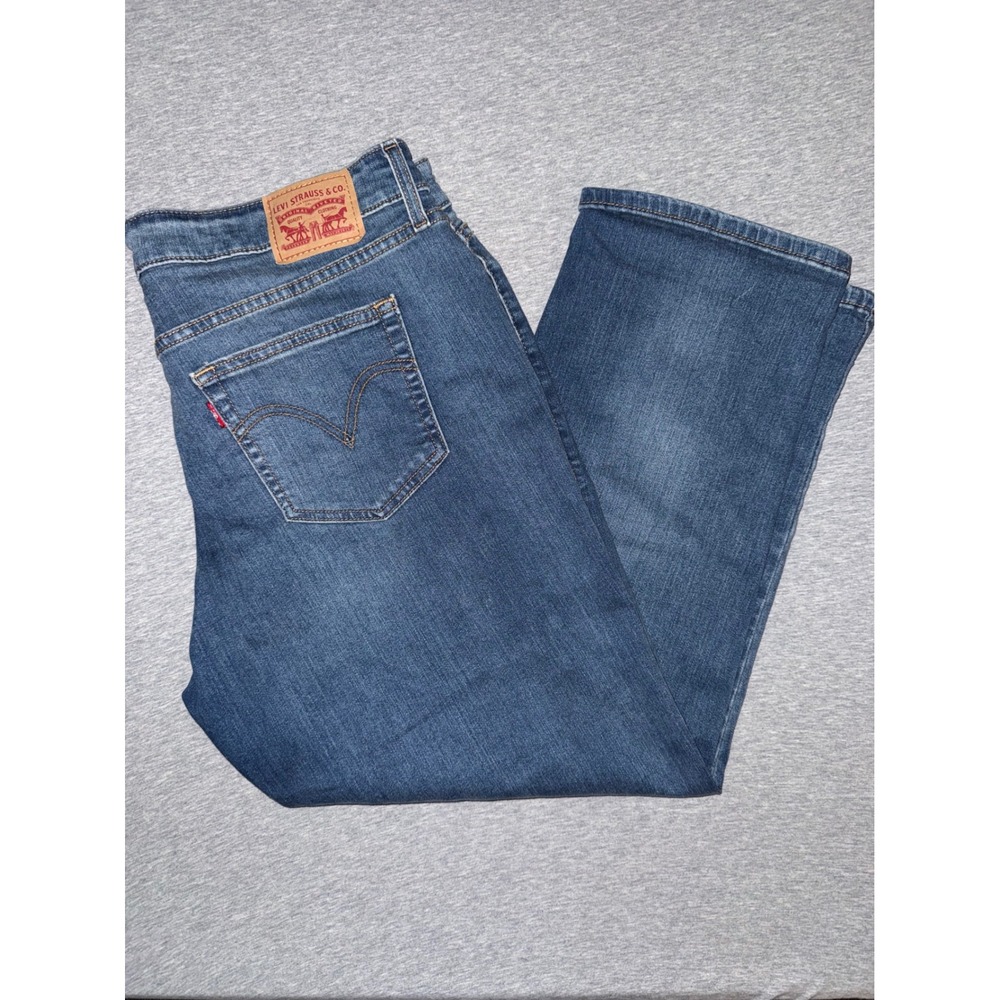 Levis Womens Boyfriend Jeans Size 16W Capri Length 36x27 Stretchy Buttery Soft